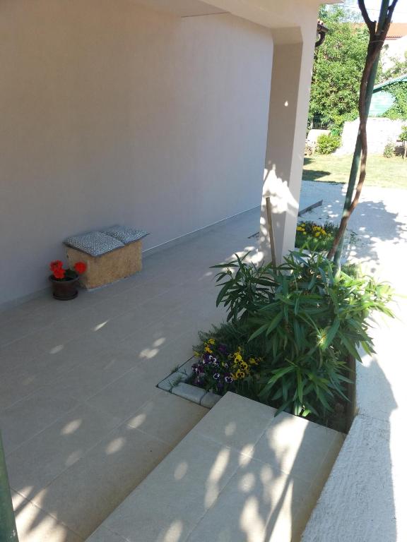 Ogród w obiekcie House Mergi 2