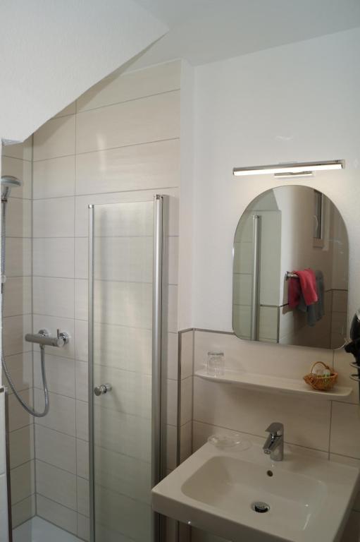 Koupelna v ubytování Hotel Villa Undine