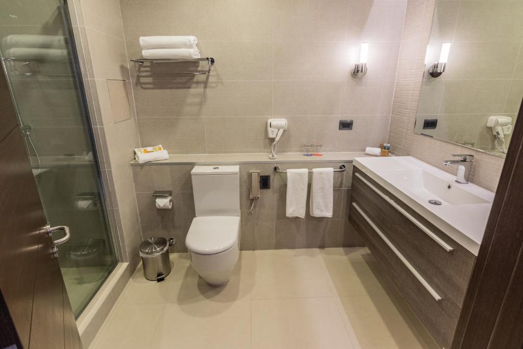 Koupelna v ubytování MDS Hotel Chillan