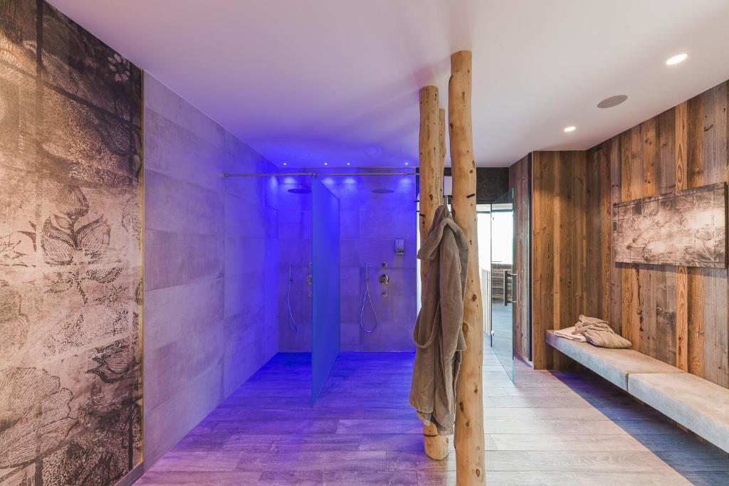 Postel nebo postele na pokoji v ubytování Hotel Alpenrose