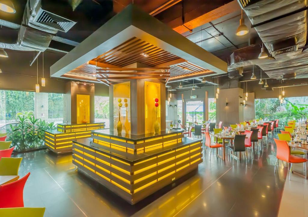 The Seasons Pattaya - Resim 23