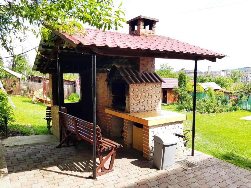 Zahrada ubytování Pensiunea Dana