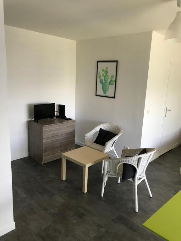 Studios de standing - Emeraude - Lille euralille - Studio Apartment