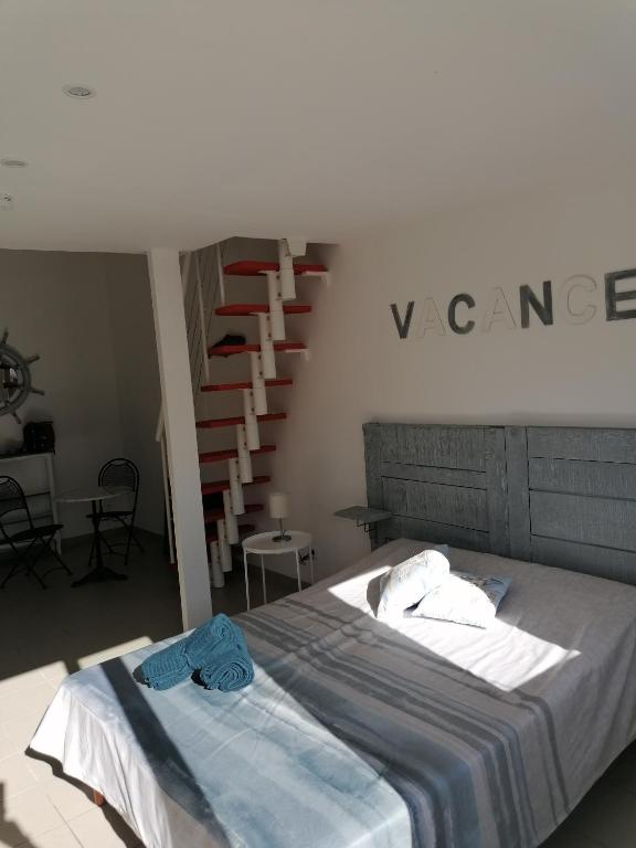 Le petit Radieux - Viervoudige Kamer Met Uitzicht Op De Tuin