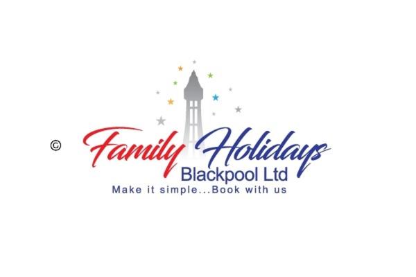 una etiqueta familiar de vacaciones en la piscina negra con un faro en Family Holidays Blackpool, en Blackpool