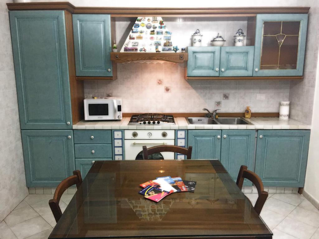 A kitchen or kitchenette at Civico 30
