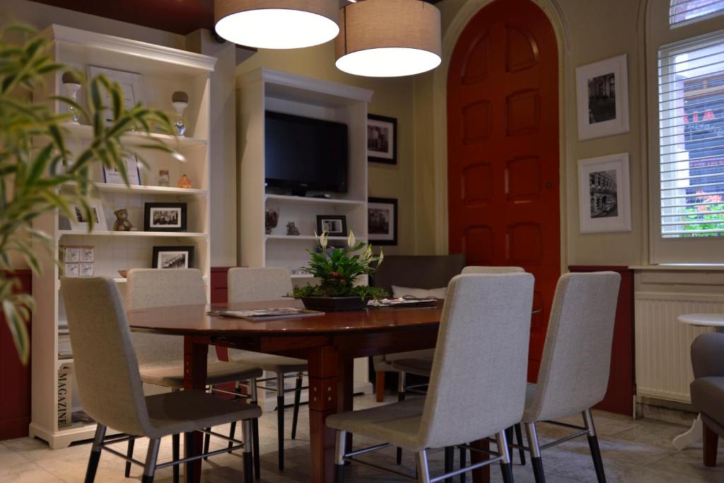 Best Western Dam Square Inn - Resim 24