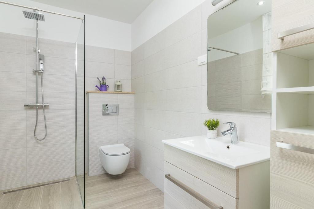 Koupelna v ubytování House Imela