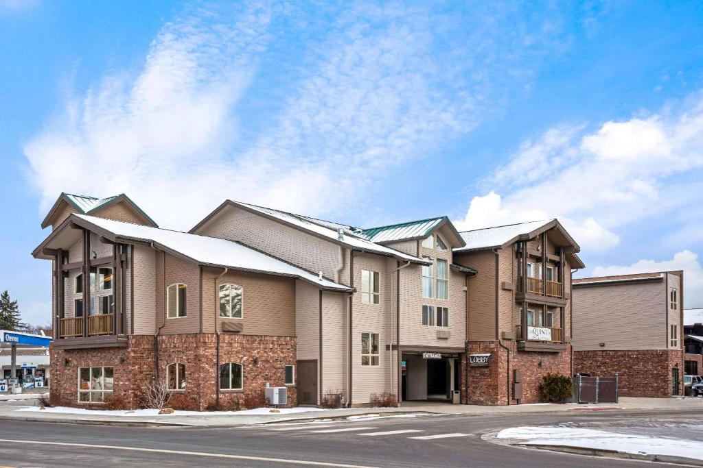 Sandpoint Hotel & Suites Downtown photo
