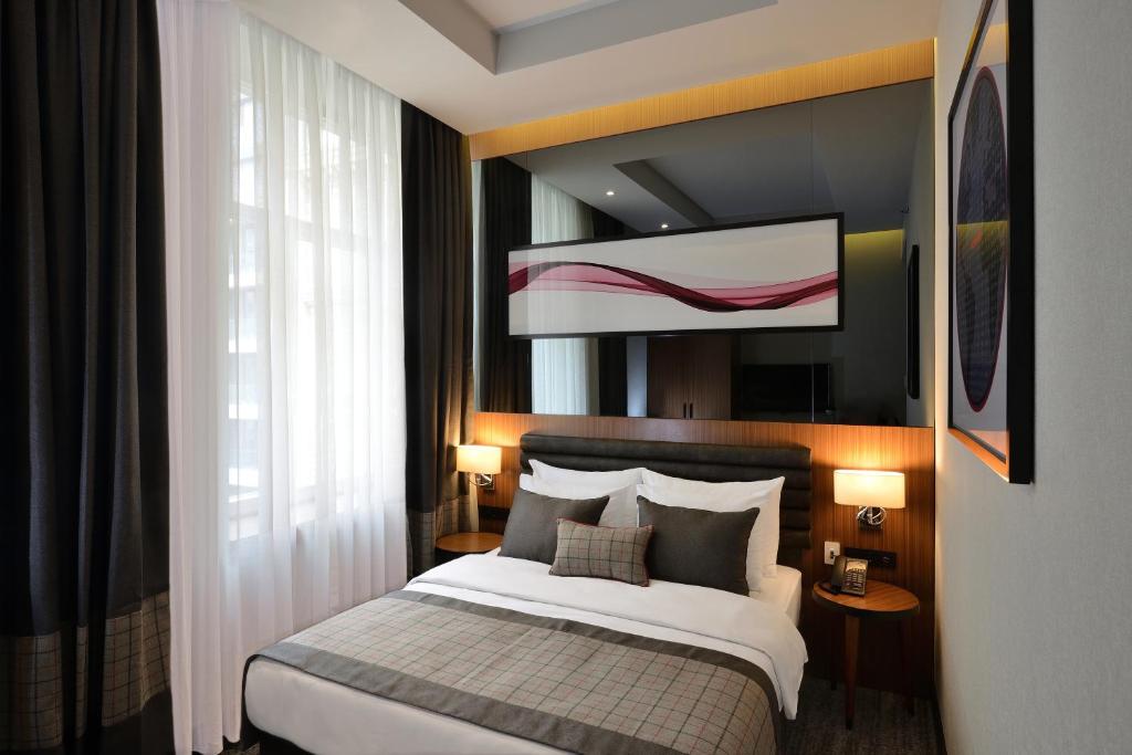 Ramada by Wyndham Budapest City Center - Resim 12