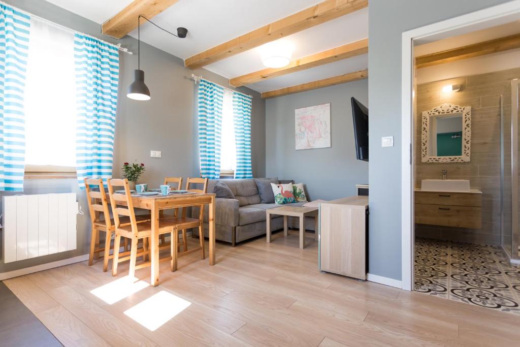 Domki Łeba, Apartamenty Łeba - Polanki23 - basen, sauna, kino - 5