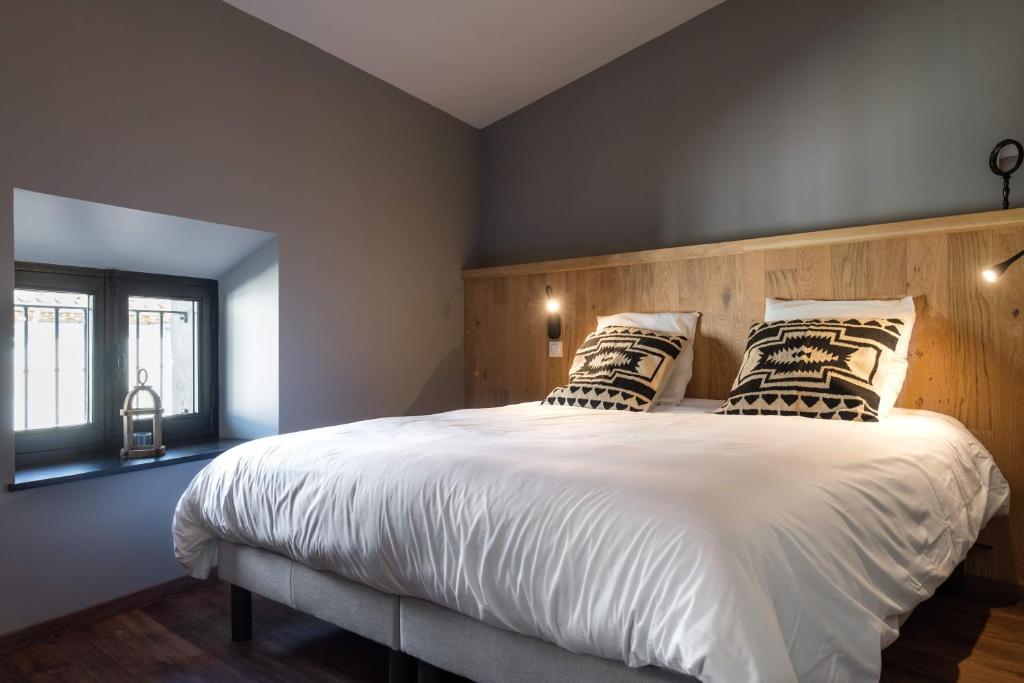 Le Loft de La Tour Pinte - Three-Bedroom Apartment