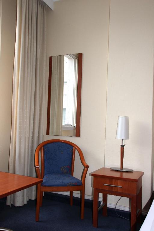 
Single Room with Shower
