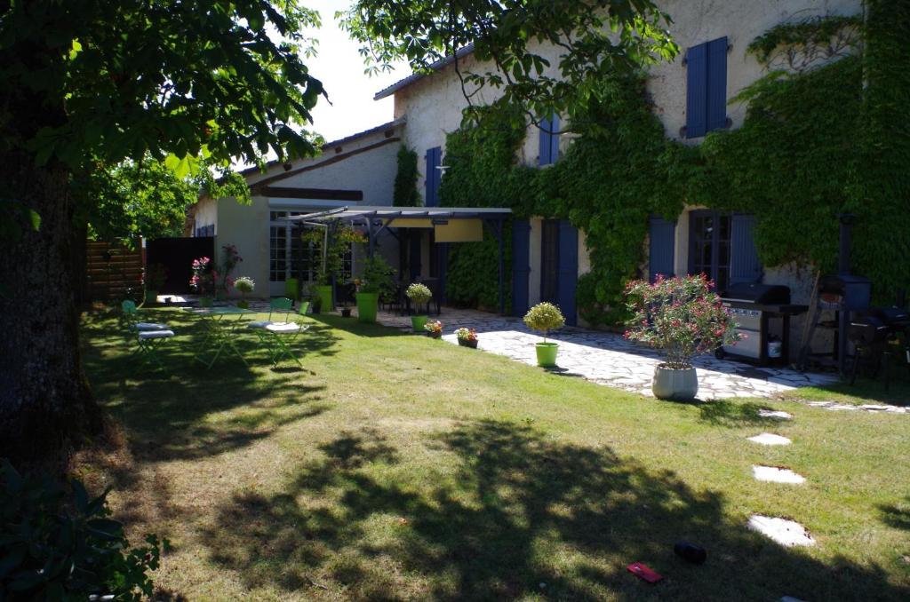 Zahrada ubytování Chambres d'Hôtes La Vigneronne