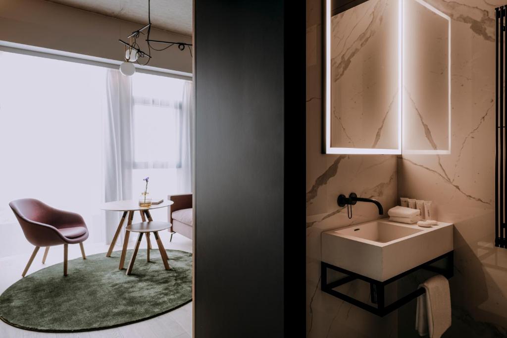 Nobu Hotel Warsaw - Resim 24