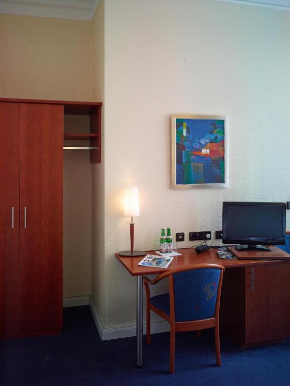 Kurfürst am Kurfürstendamm - Resim 12