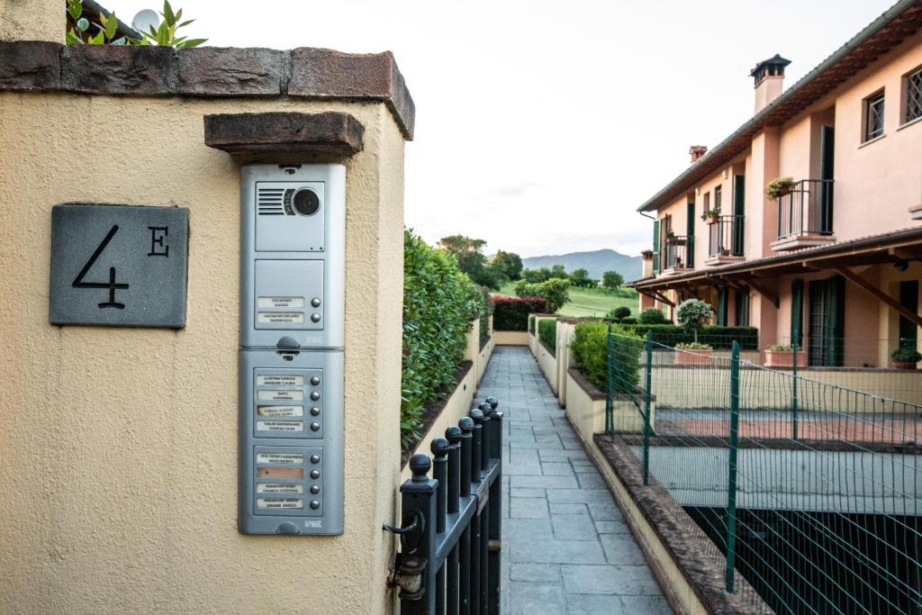Budynek, w którym mieści się apartament