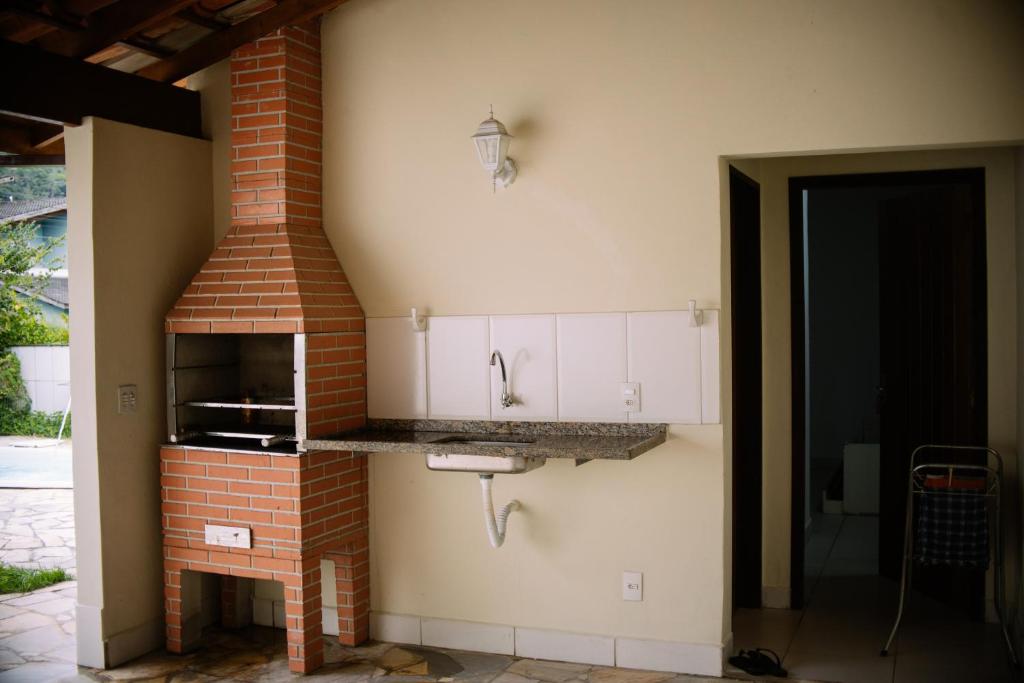  Casa Condomínio de Luxo Ubatuba SP