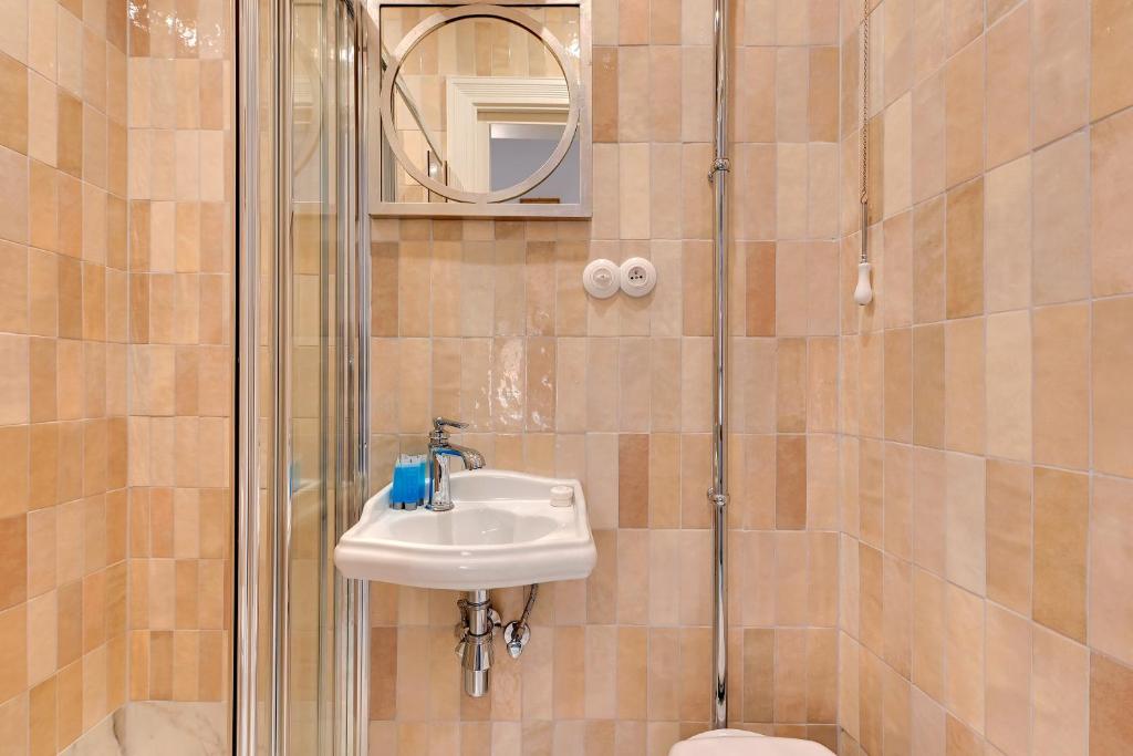 Kúpeľňa v ubytovaní BLUE MANDARIN Premium II