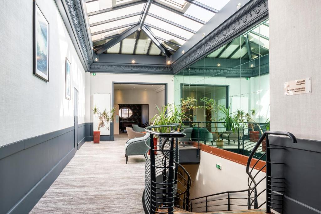 Posezení v ubytování Hotel Kyriad Saint Malo Centre Plage