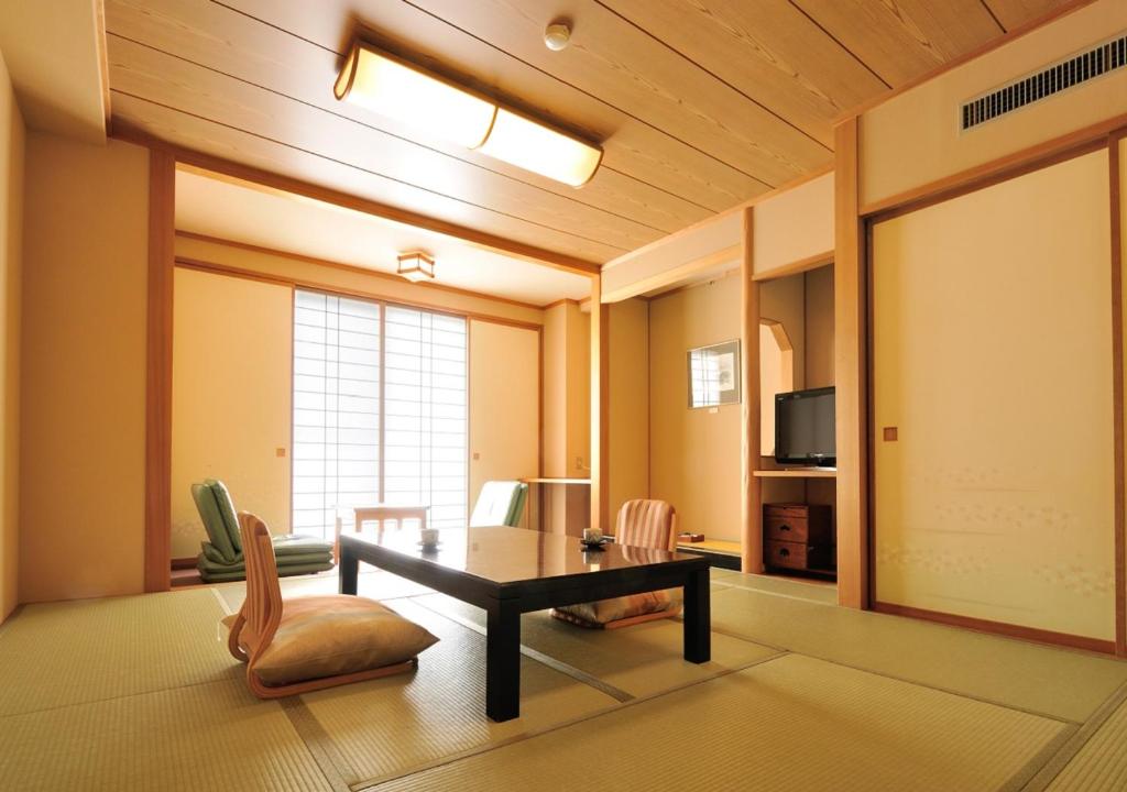Uematsuya - Comfort Triple Room