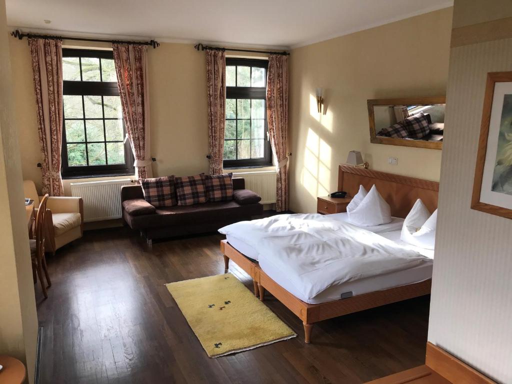 Burg Wegberg Hotel & Eventlocation - Comfort Double Room