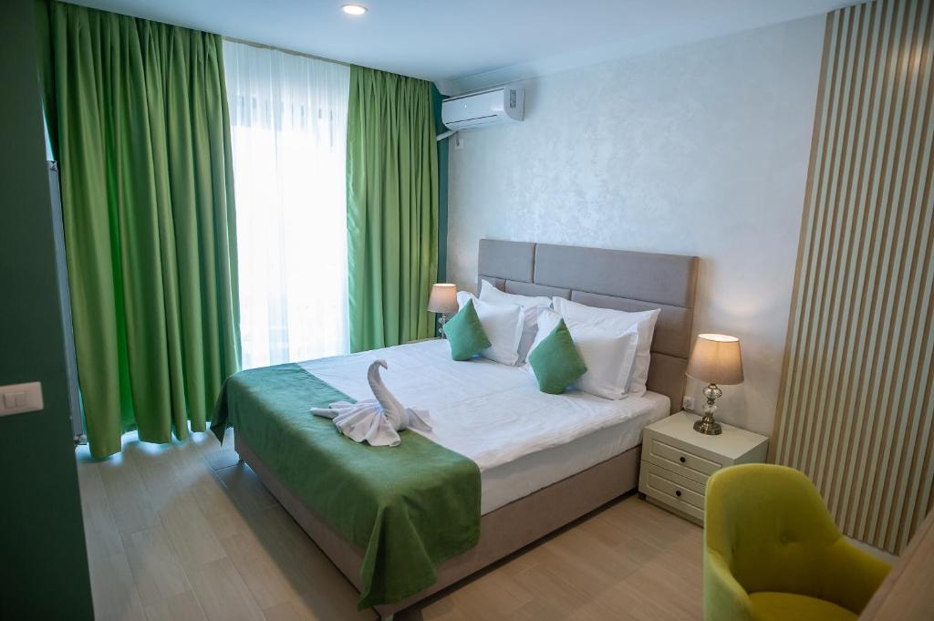 Hotel Azaleea Mamaia Nord - Deluxe Double Room With Sea View