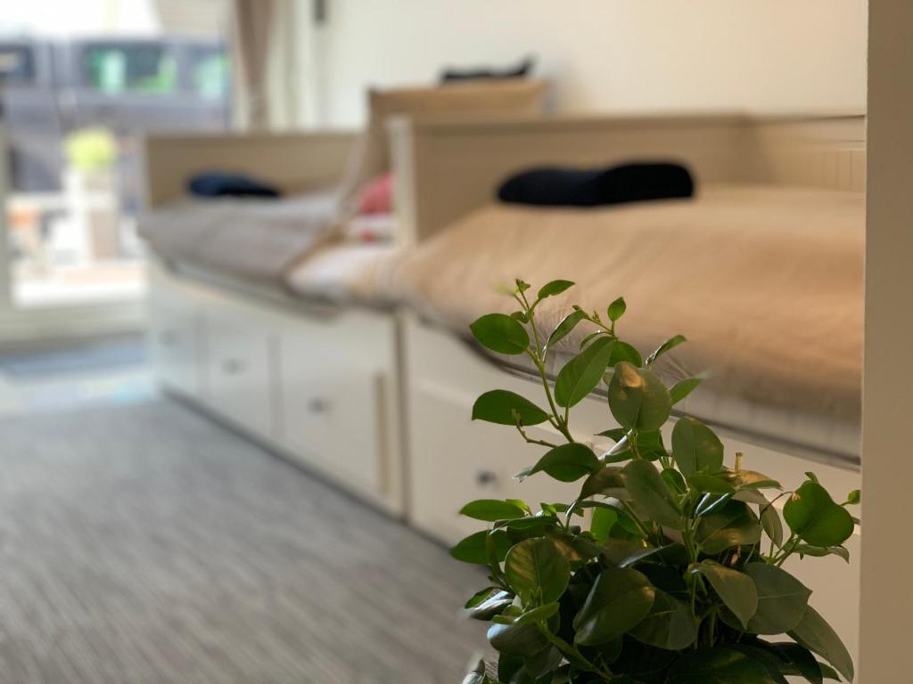 Postel nebo postele na pokoji v ubytování Vid Gekås Ullared Boende B&B