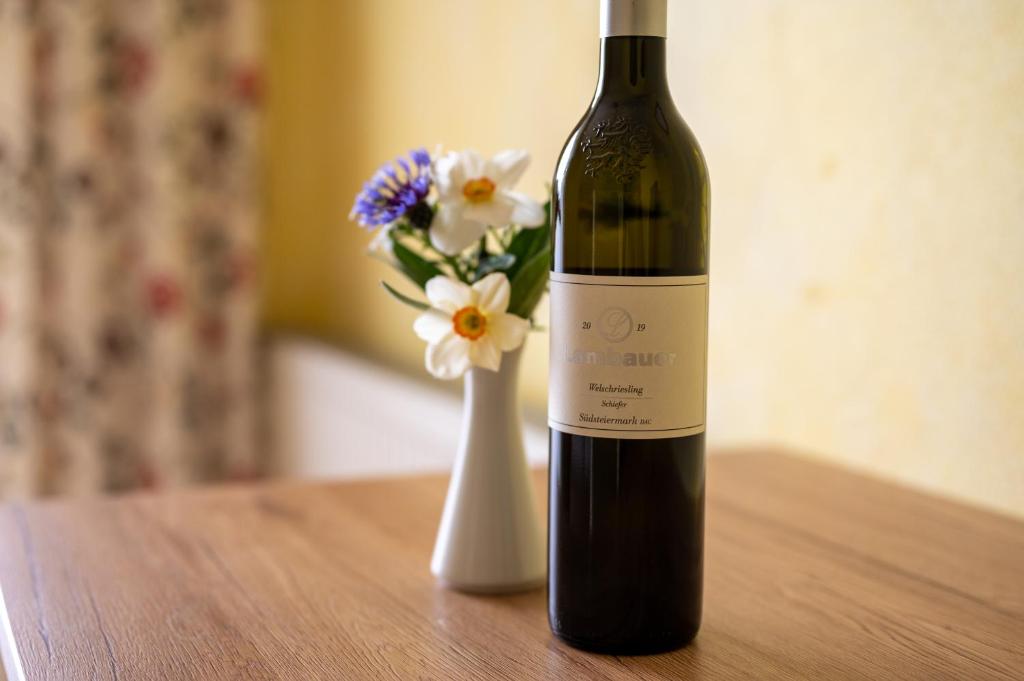 Nápoje v ubytování Weingut Lambauer