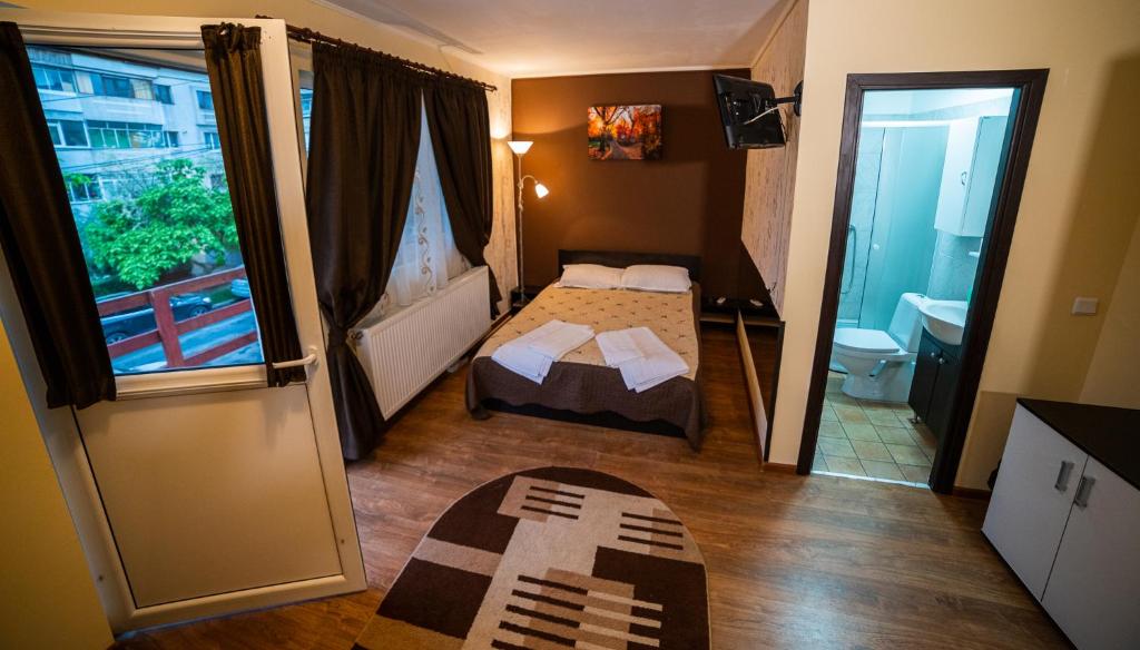 Buget B&B - Double Room With Balcony
