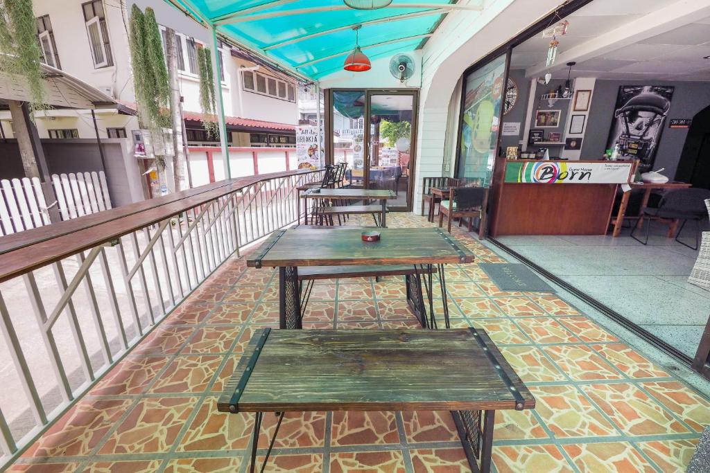 Born Guest House - Resim 10