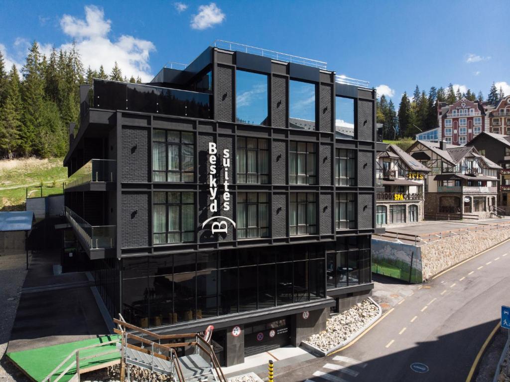 Budova, kde se aparthotel nachází