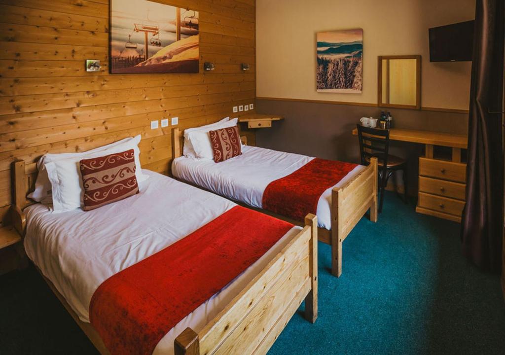 Hôtel Les Grangettes - Standard Double Or Twin Room