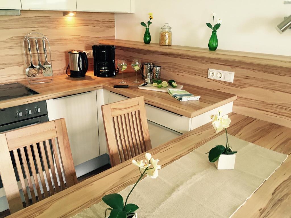 Kuchyň nebo kuchyňský kout v ubytování Das Ferienhaus