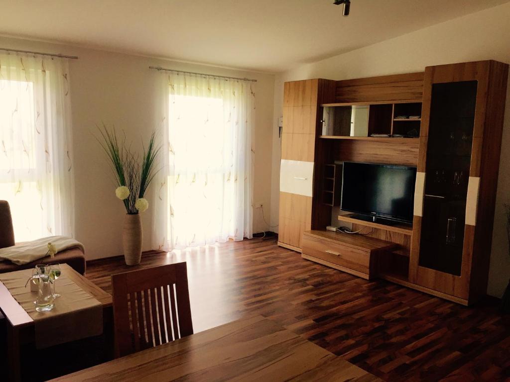 TV a/nebo společenská místnost v ubytování Das Ferienhaus