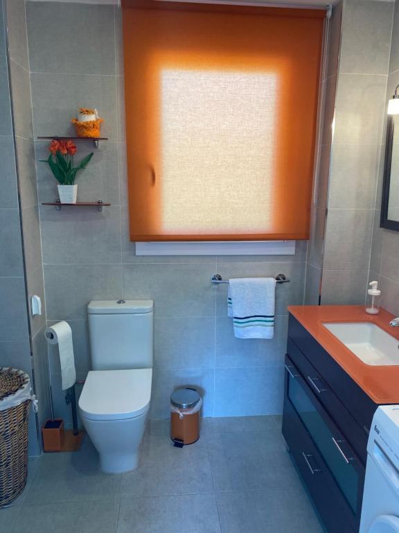Ático de lujo 90m de terraza y jacuzzi privado en Cabria ...