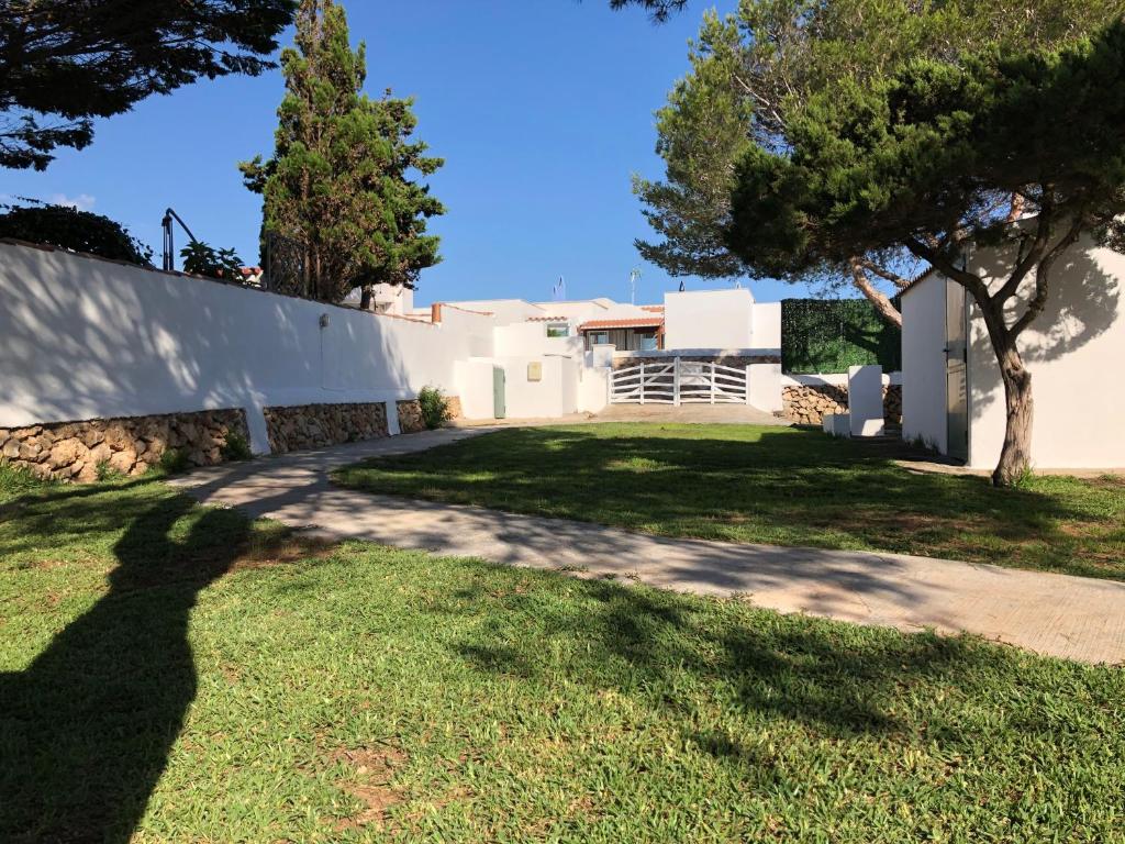 Villas Las Alondras, Cala en Forcat – Updated 2023 Prices