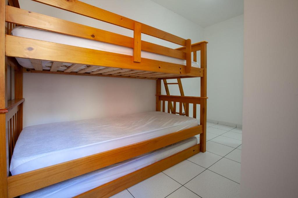  Apartamento em Ubatuba com Piscina e Churrasqueira