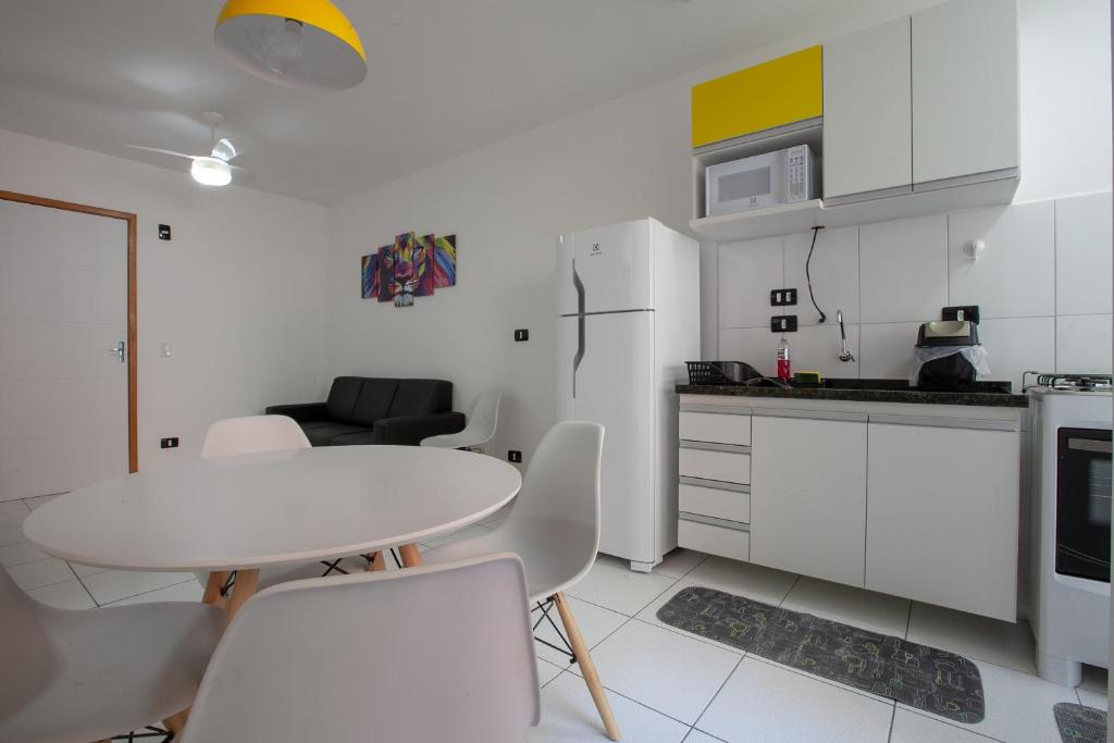  Apartamento em Ubatuba com Piscina e Churrasqueira