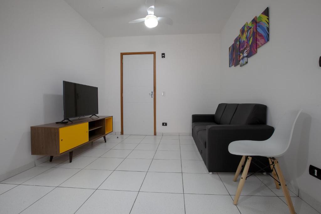  Apartamento em Ubatuba com Piscina e Churrasqueira