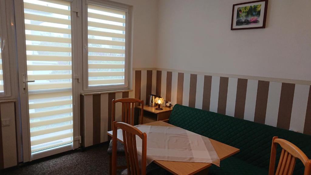 Ogrodowe zacisze - 8