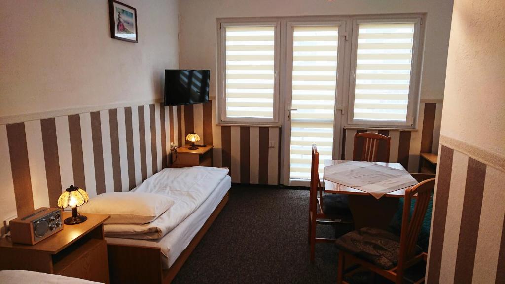 Ogrodowe zacisze - 12