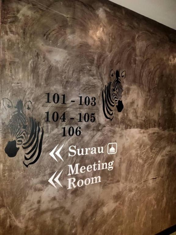 Certifikát, hodnocení, plakát nebo jiný dokument vystavený v ubytování 9 Square Hotel - Subang