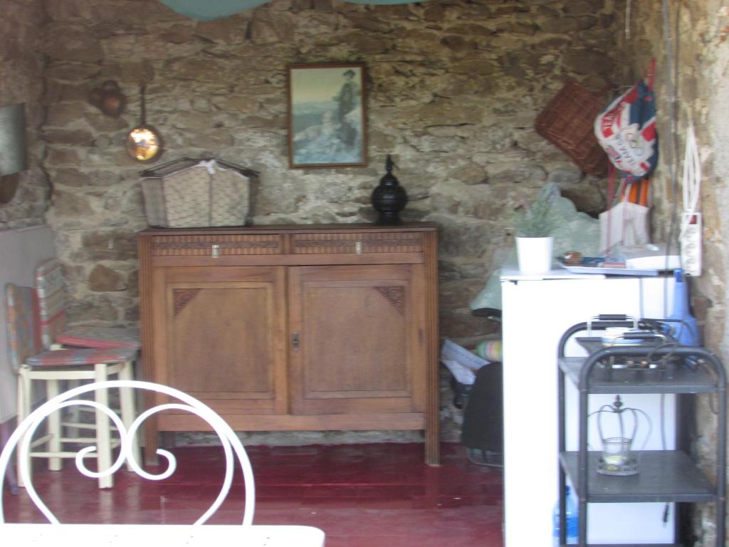 Fotografie z fotogalerie ubytování Bernadette v destinaci Chouvigny