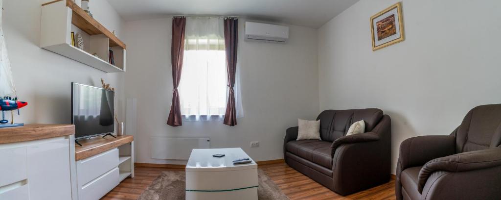 Telewizja i/lub zestaw kina domowego w obiekcie House Nr. 10