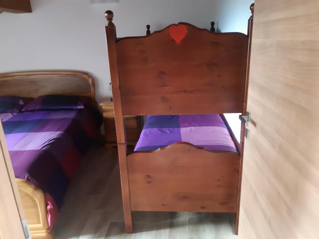 A bed or beds in a room at Casa Cheney
