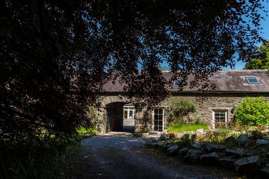 Zahrada ubytování Ardnavaha House - Poolside Cottages