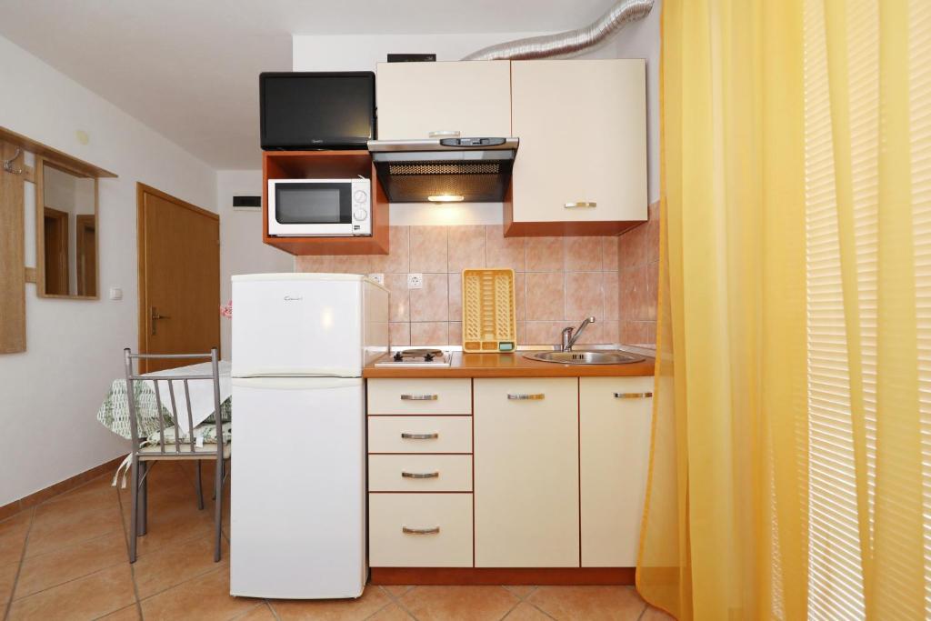Villa Rajna - Studio With Balcony