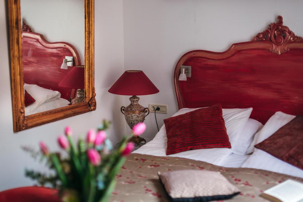 Posteľ alebo postele v izbe v ubytovaní Prijeko Palace