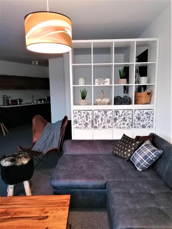 A seating area at Apartman 11 MyMara